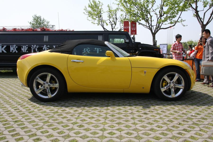  Pontiac Solstice 2006 года  (фото 41 из 126)